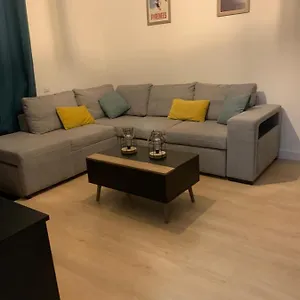 https://arreau-appartement-4-personnes.midi-pyreneeshotels.com