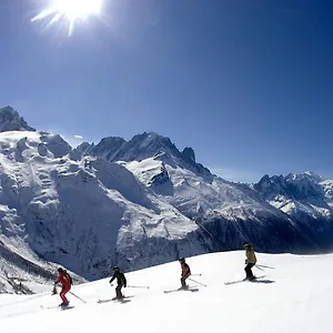 https://apartment-iris-4.hotels-rhonealpes.com